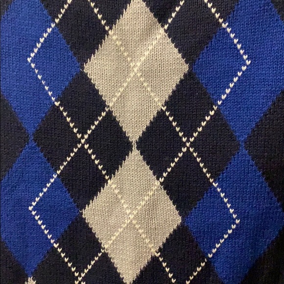 Holiday Vest - Picture 3 of 4